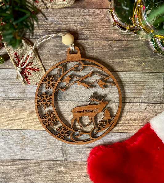 Wholesale -   Elk with Snow  Ornament